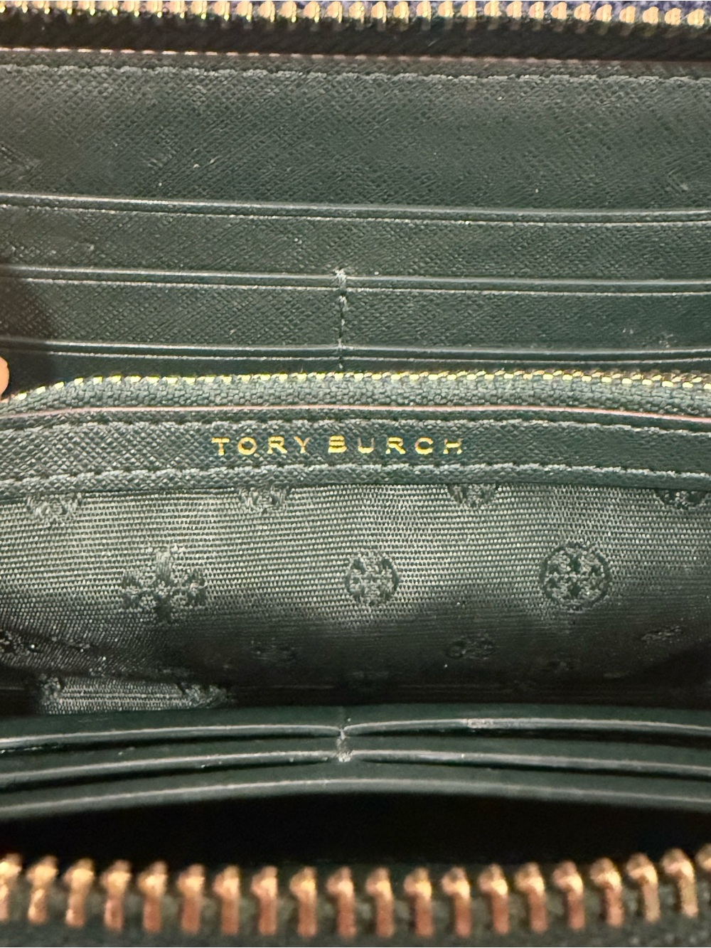 Tory Burch Forest Green Zip Wallet - Picture 6 of 6